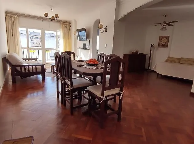 Departamento En Microcentro Con Cochera