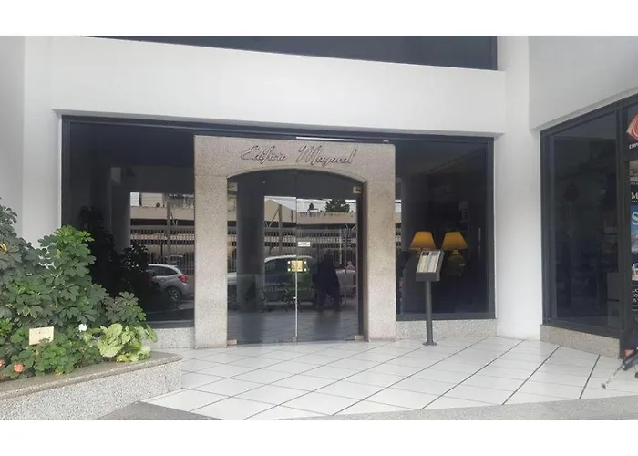 Departamento En Microcentro Con Cochera